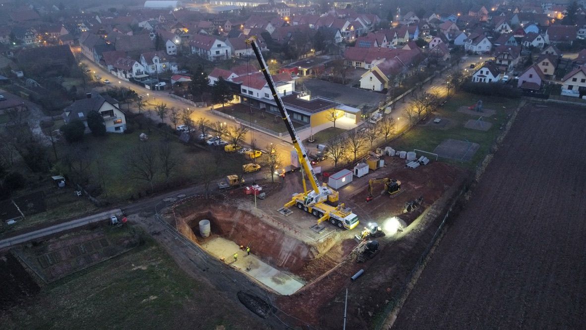 Chantier de nuit vu par drone