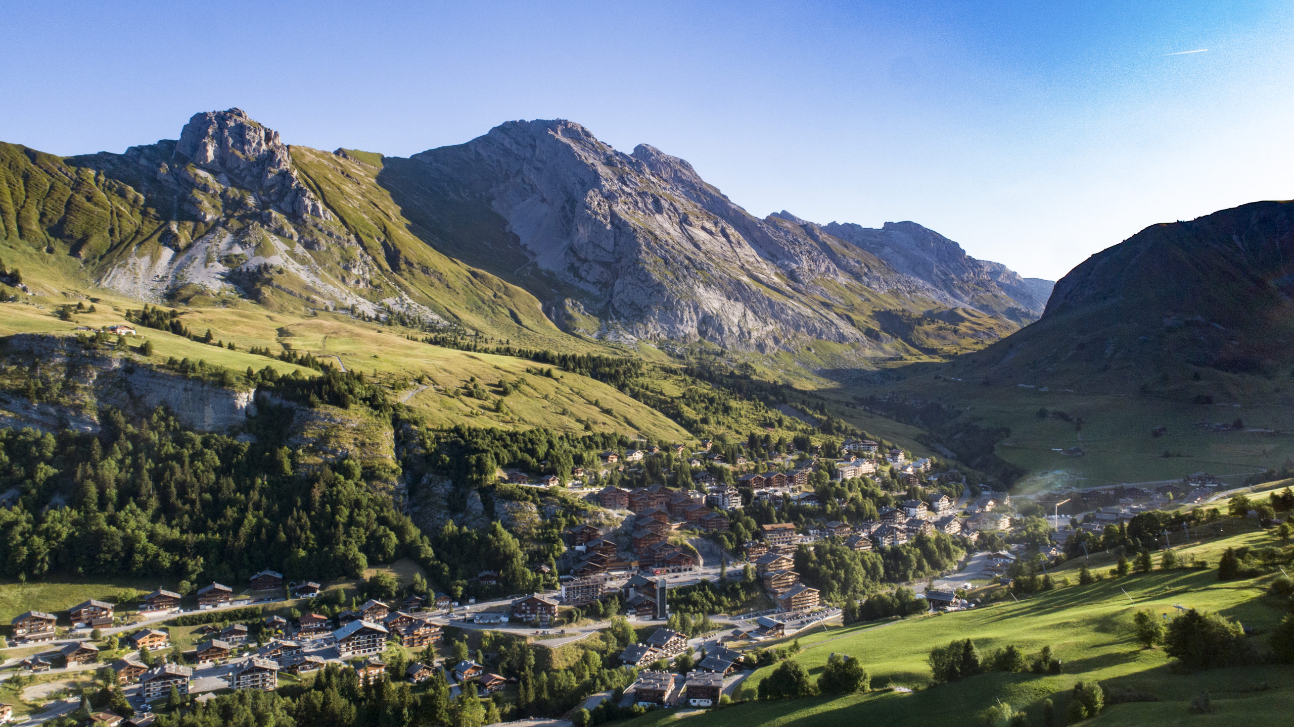 Vol drone montagne Alpes